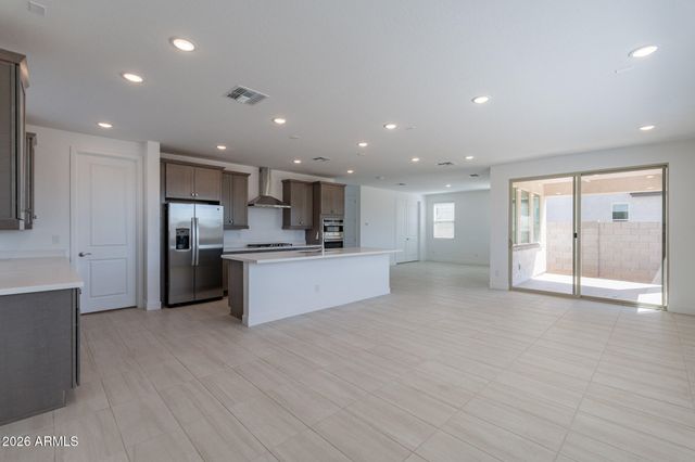 11937 W LUXTON Lane, Avondale, AZ 85323