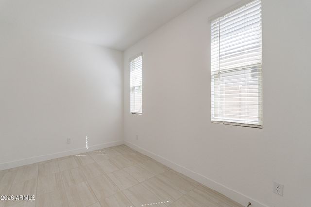 11937 W LUXTON Lane, Avondale, AZ 85323