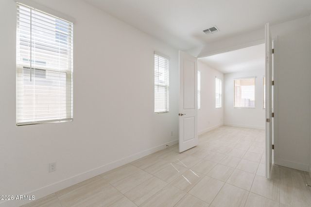 11937 W LUXTON Lane, Avondale, AZ 85323