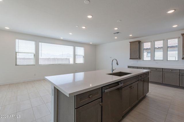 11937 W LUXTON Lane, Avondale, AZ 85323