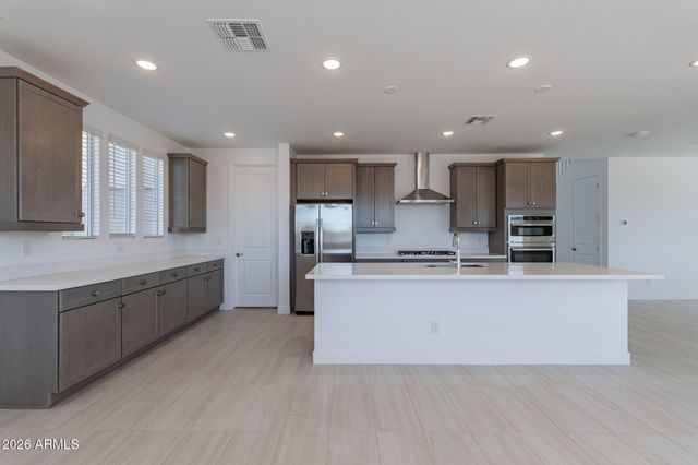 11937 W LUXTON Lane, Avondale, AZ 85323