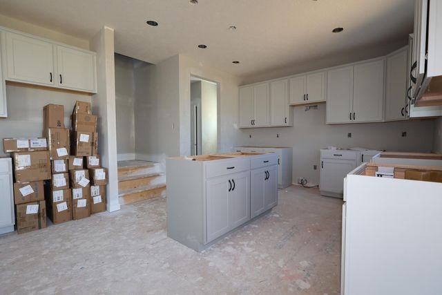 3993 Colts Reign Drive, Powell, OH 43065