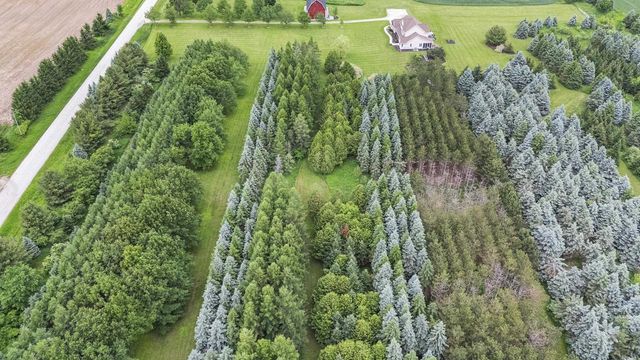 5685 BLAKE ROAD, De Pere, WI 54115