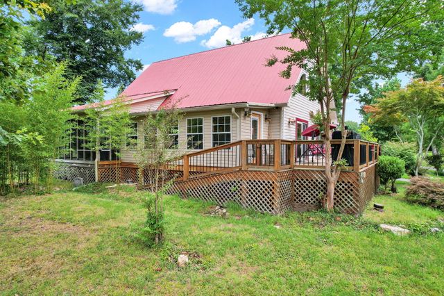 1751 County Road 50, Riceville, TN 37370