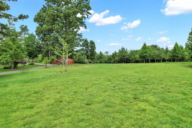 1751 County Road 50, Riceville, TN 37370