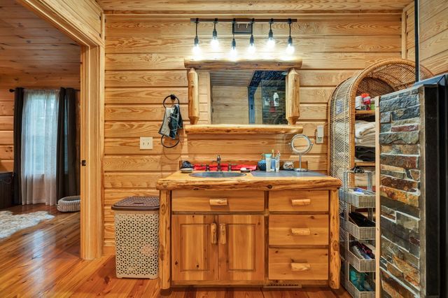 1751 County Road 50, Riceville, TN 37370