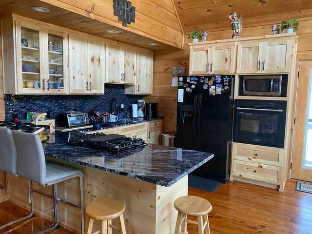 1751 County Road 50, Riceville, TN 37370