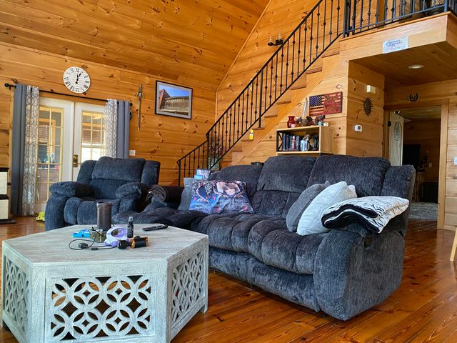1751 County Road 50, Riceville, TN 37370