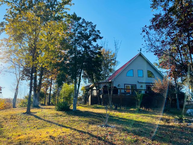 1751 County Road 50, Riceville, TN 37370
