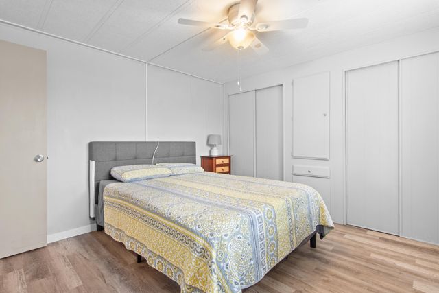 452 NE Pinelake Village Boulevard, Jensen Beach, FL 34957