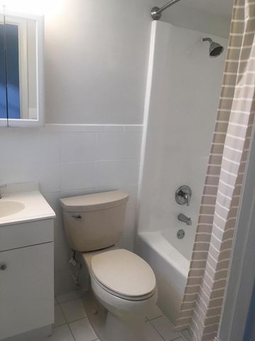 5156 NE 6th Avenue 203, Oakland Park, FL 33334