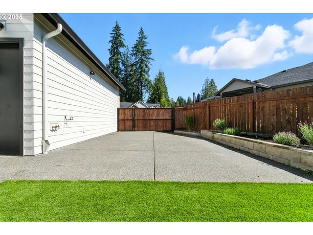 4005 Se 17TH Ave, Brush Prairie, WA 98606