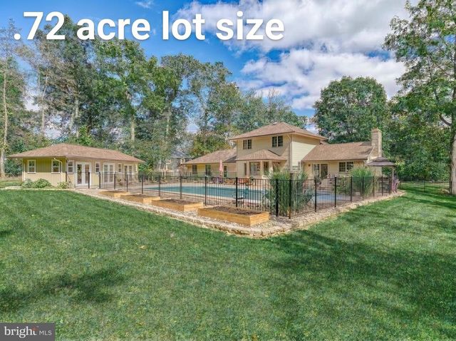 141 LAKE MEADE DR, East Berlin, PA 17316