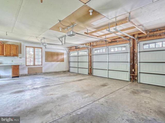 141 LAKE MEADE DR, East Berlin, PA 17316