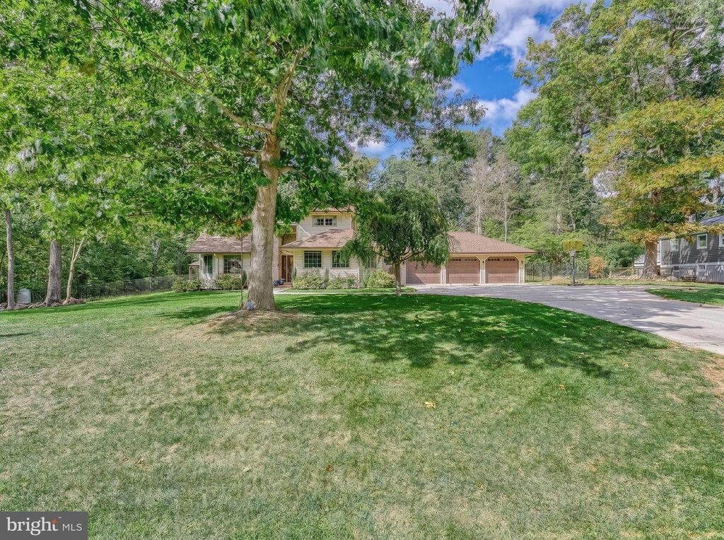 141 LAKE MEADE DR, East Berlin, PA 17316