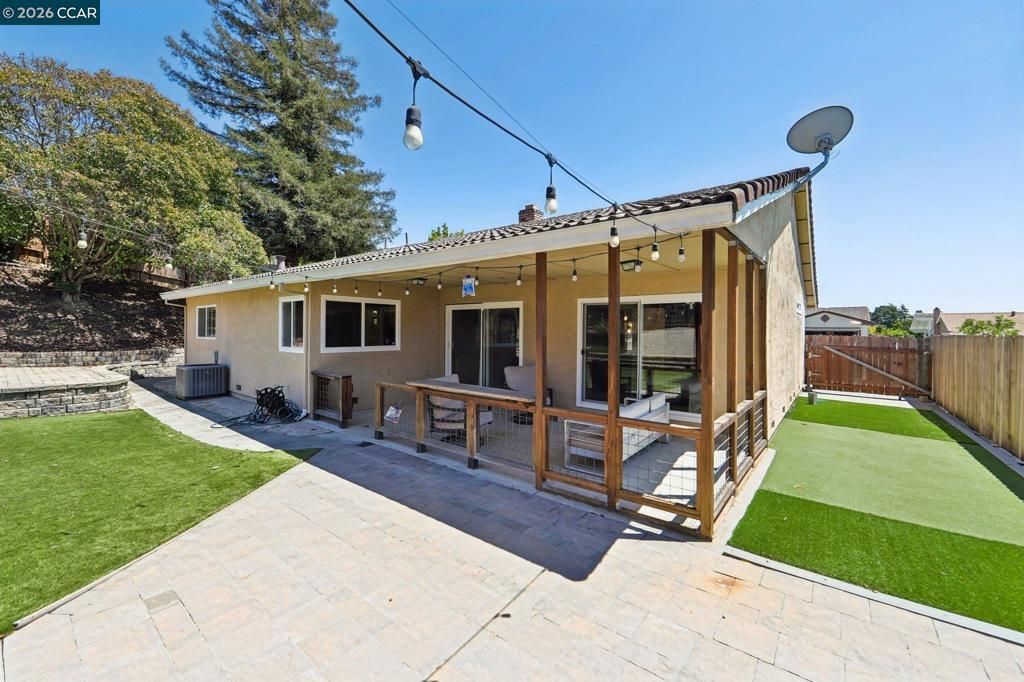 Image 27 of property listing at 148 Primrose Ln, Vallejo, CA 94591