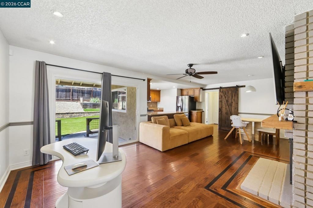 Image 8 of property listing at 148 Primrose Ln, Vallejo, CA 94591
