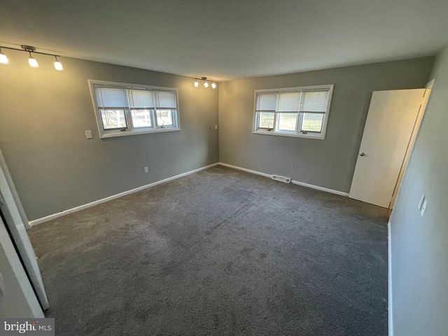 189 MORRIS RD, Harleysville, PA 19438