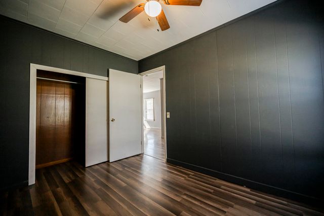 1407 4th Street, Monett, MO 65708