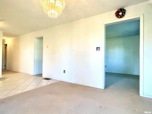 5121 S SIR LIONEL Court, Mapleton, IL 61547
