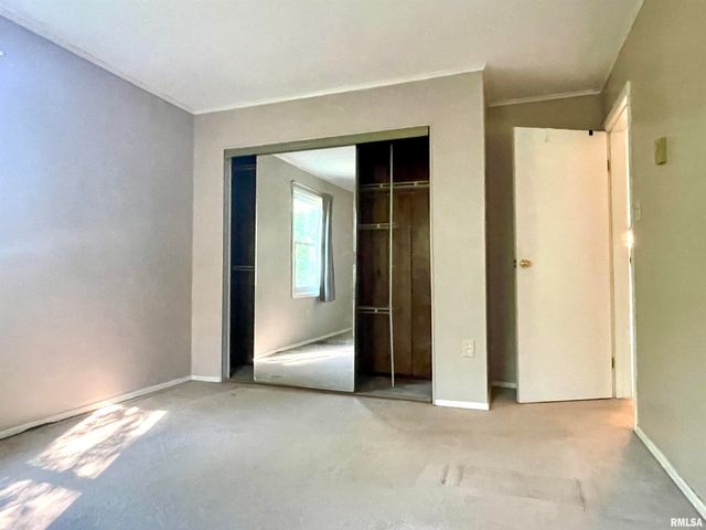 5121 S SIR LIONEL Court, Mapleton, IL 61547