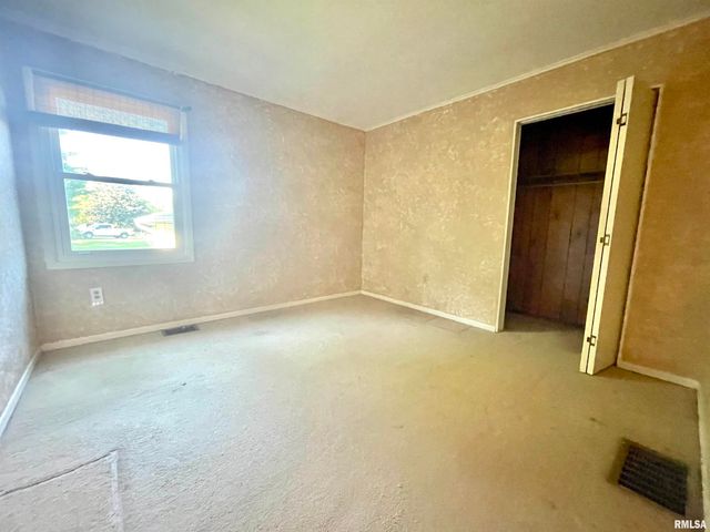 5121 S SIR LIONEL Court, Mapleton, IL 61547