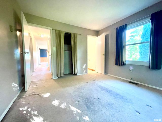 5121 S SIR LIONEL Court, Mapleton, IL 61547