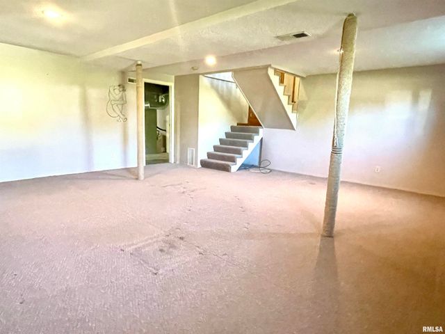 5121 S SIR LIONEL Court, Mapleton, IL 61547