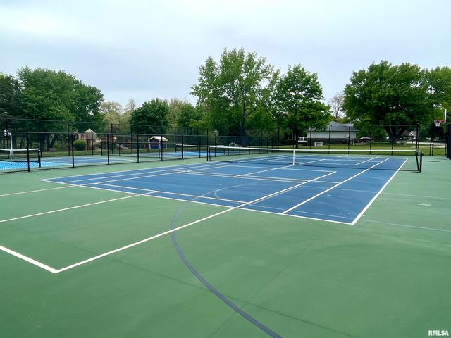 5121 S SIR LIONEL Court, Mapleton, IL 61547