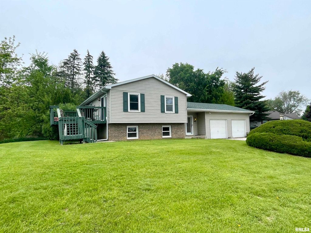 5121 S SIR LIONEL Court, Mapleton, IL 61547