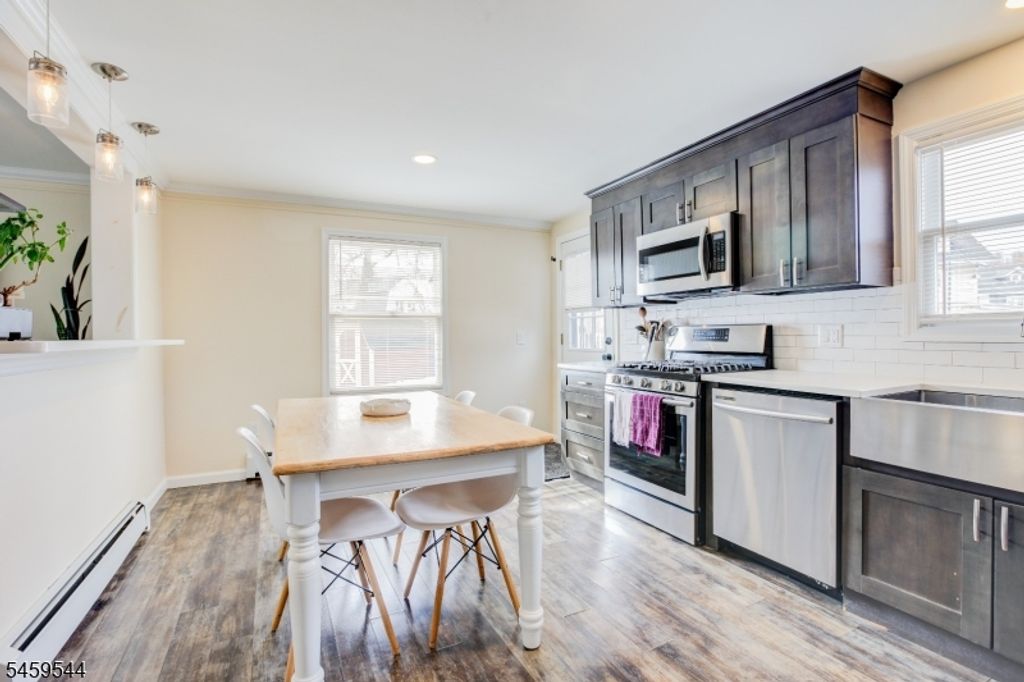 46 Walnut St, Pompton Lakes Boro, NJ 07442 — photo 3