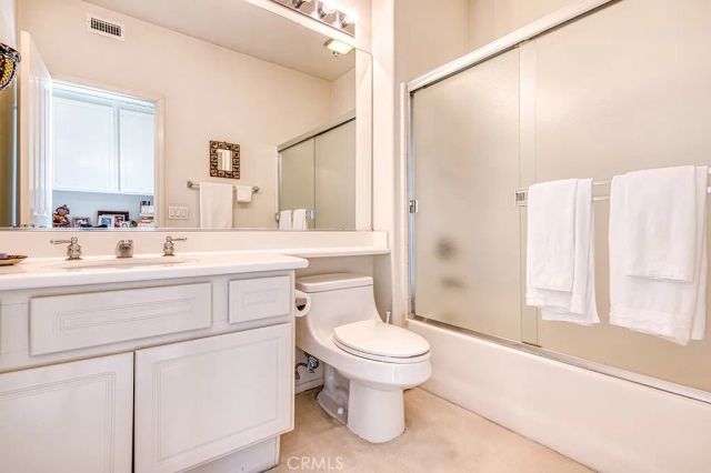 1204 Solvay Aisle, Irvine, CA 92606