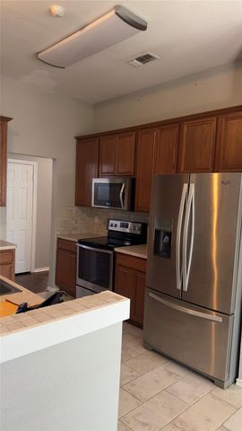 1117 Hidden Glade Drive, Mansfield, TX 76063