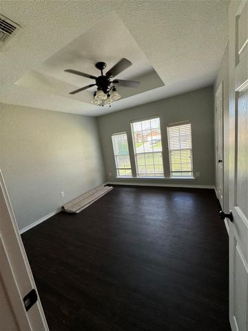 1117 Hidden Glade Drive, Mansfield, TX 76063