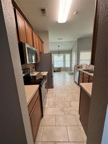 1117 Hidden Glade Drive, Mansfield, TX 76063