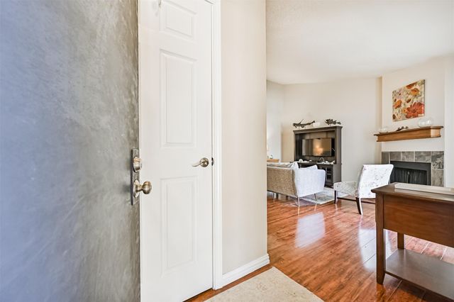 7060 N Holiday Drive, Galveston, TX 77550