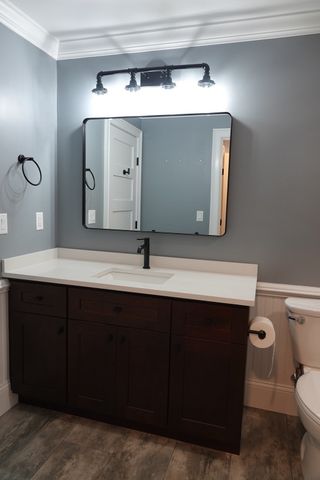 4 Mill Pond Rd B, Burlington, MA 01803
