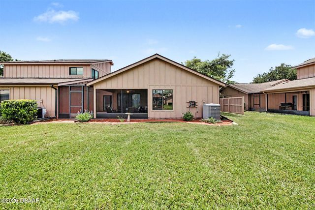 1914 Sprucewood Way, Port Orange, FL 32128