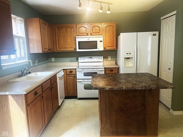 13104 N Etna Green Drive, Camby, IN 46113
