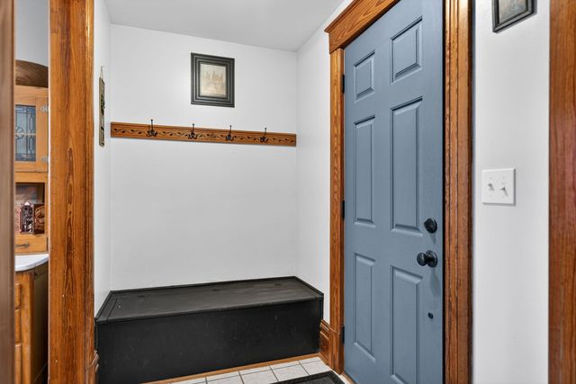 525 W HURLBUT Avenue, Belvidere, IL 61008