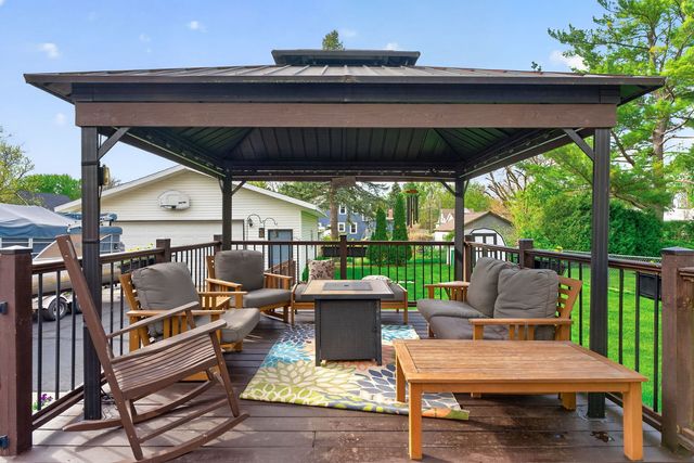 525 W HURLBUT Avenue, Belvidere, IL 61008