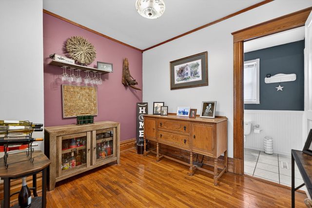 525 W HURLBUT Avenue, Belvidere, IL 61008