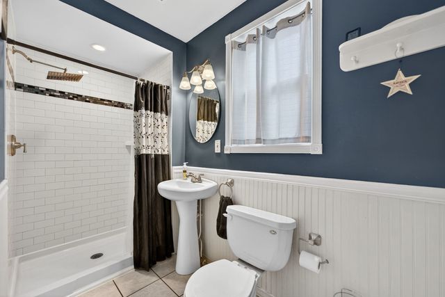 525 W HURLBUT Avenue, Belvidere, IL 61008