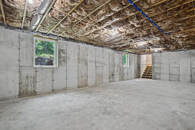 7B Lakeshore Dr, Georgetown, MA 01833