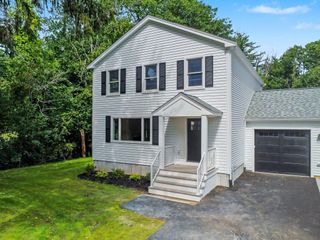 7B Lakeshore Dr, Georgetown, MA 01833