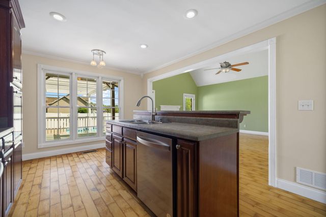 55 Candi Brook Lane, Corbin, KY 40701