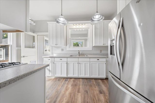 2500 41st St, Sacramento, CA 95817