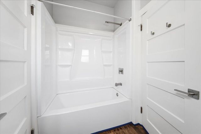 2500 41st St, Sacramento, CA 95817