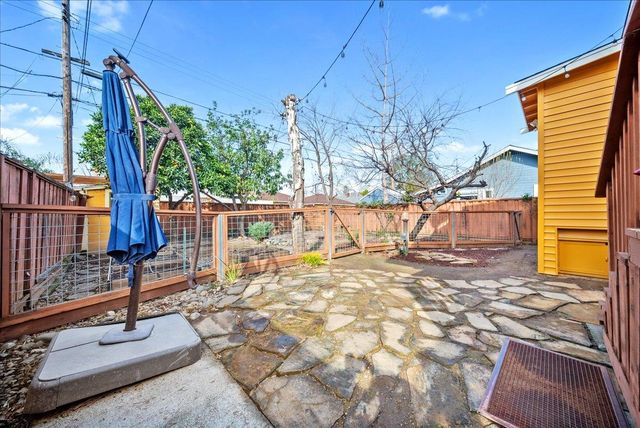 2500 41st St, Sacramento, CA 95817