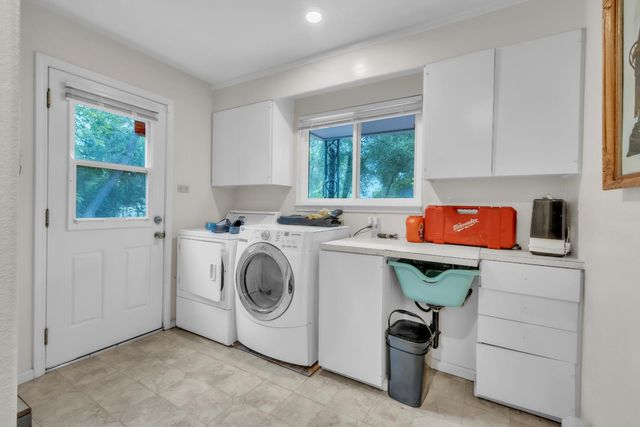 7995 Morningside Dr, Granite Bay, CA 95746